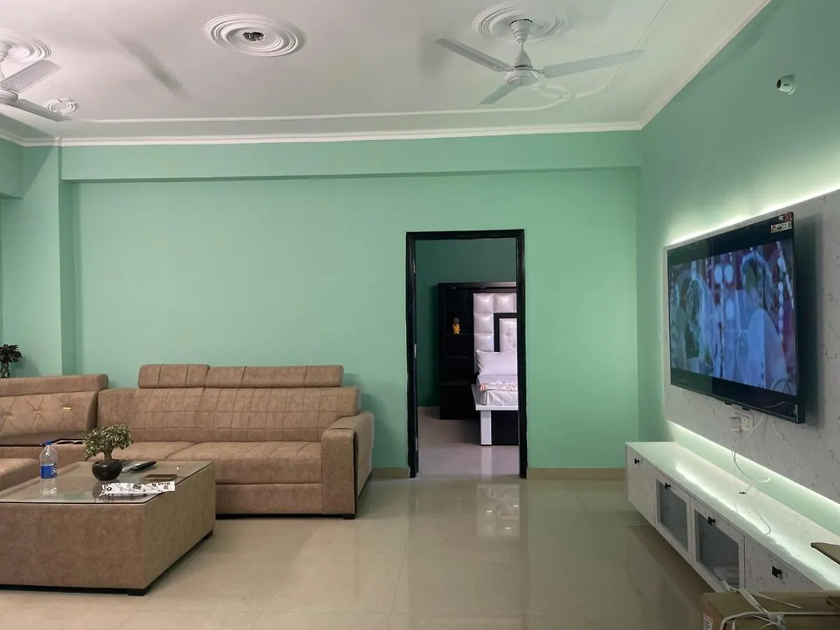 Kayra Gurudham Apartamento Varanasi 0*,  Índia